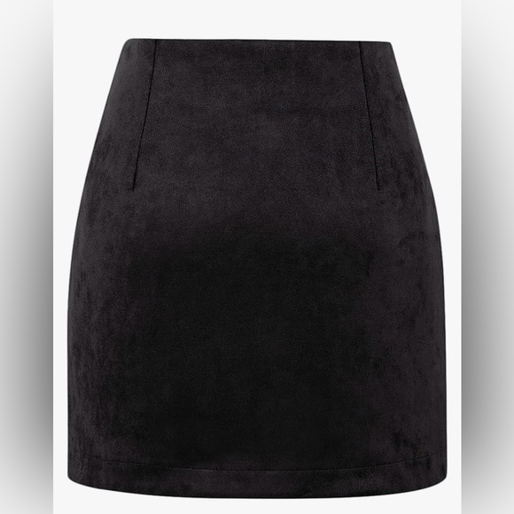 Faux Suede mini skirt - Picture 3 of 6